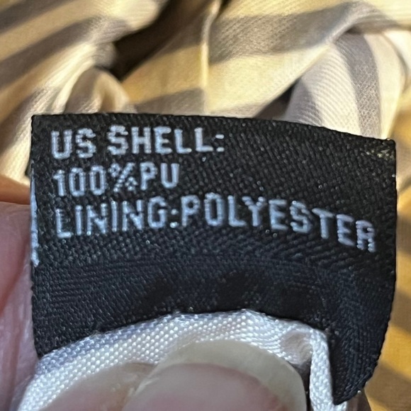 Elegant Miztique Taupe Handbag - Picture 13 of 13